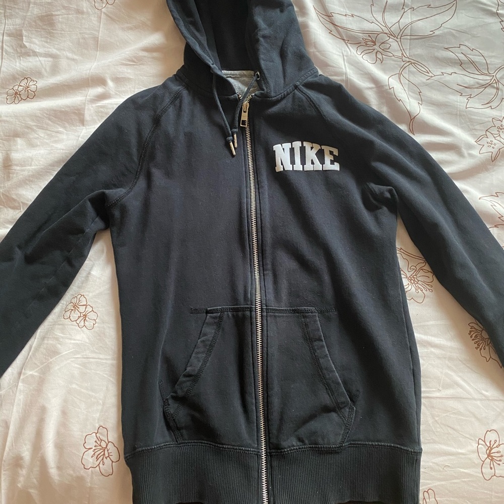Nike zip up hoodie